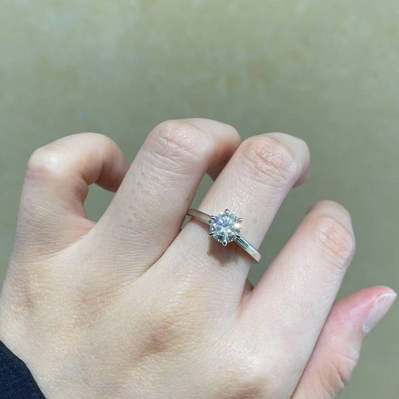 光臂六爪Women's RingS925银镀白金定制选款主石Moissanite1.0ct